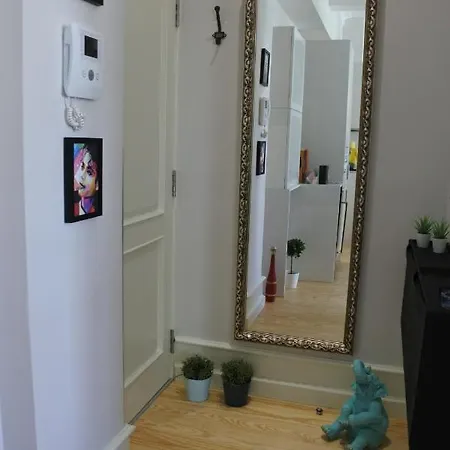 Center Rua Augusta Modern Art *