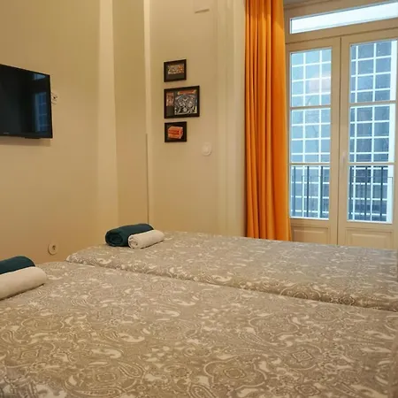 Center Rua Augusta Modern Art * Lisboa